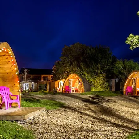 Podumna Glamping Village Luxury tent