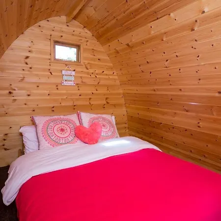 Podumna Glamping Village Luxury tent