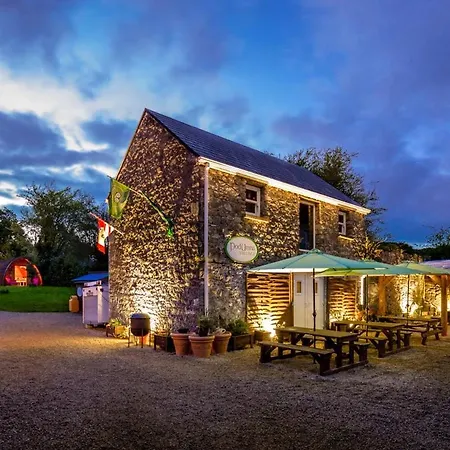 Luxury tent Podumna Glamping Village