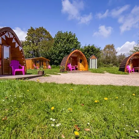 Luxury tent Podumna Glamping Village