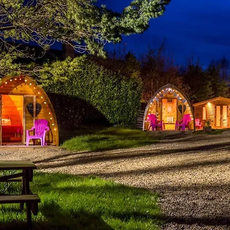 Luxury tent Podumna Glamping Village